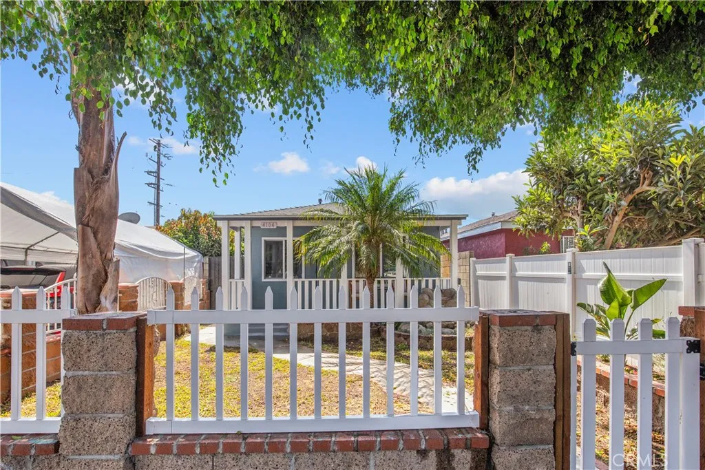 4104 East San Luis, Compton, California 90221 home-pic-19